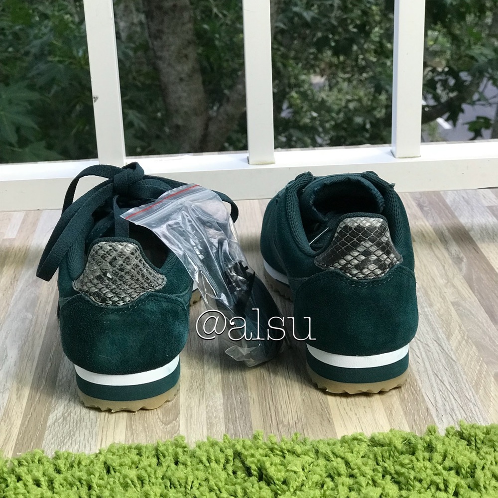 NWT Nike Classic Cortez ALC Prem Midnight Spruce W - Picture 5 of 8
